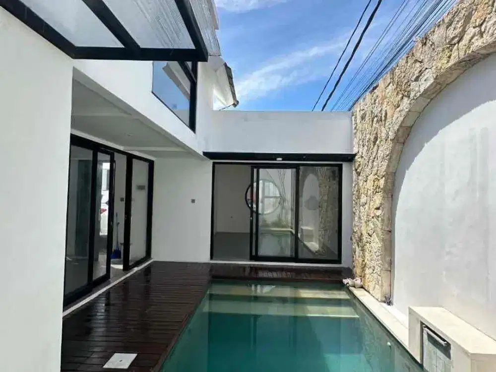 For Sale Exclusive Tropical Villa Near Seminyak & Canggu