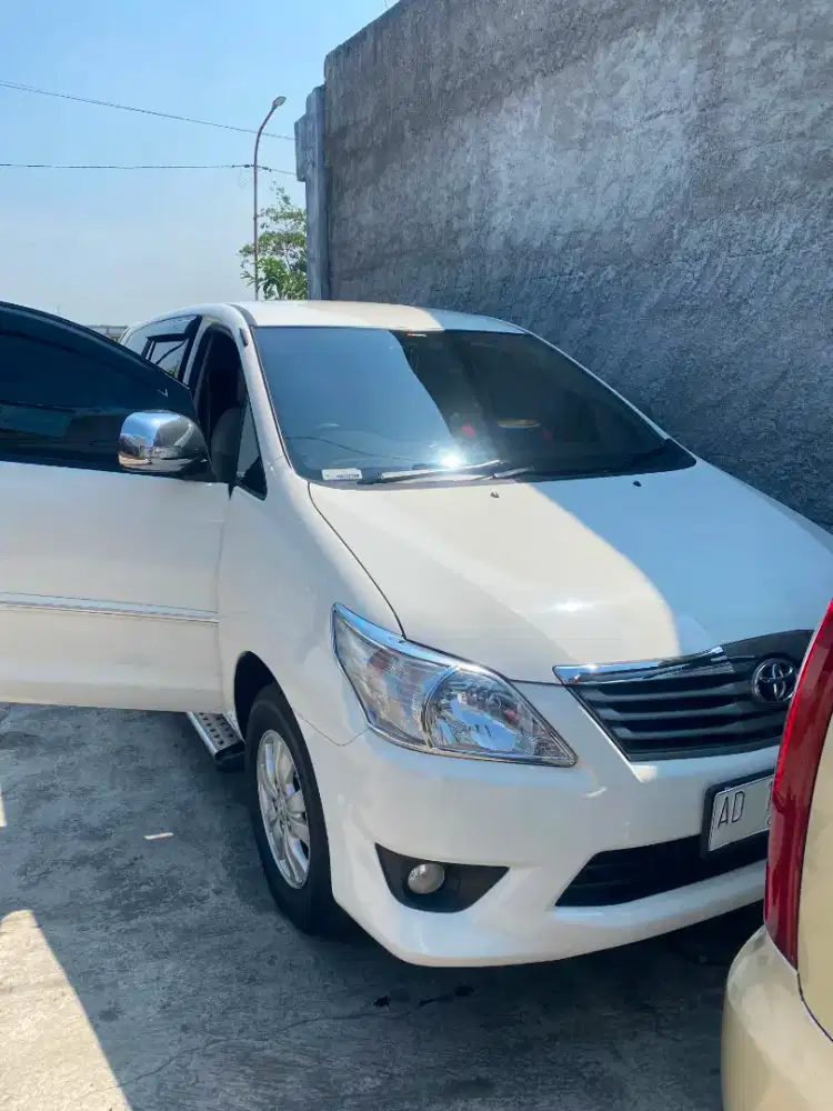 Kijang Innova Grand 2013 2.0 MT