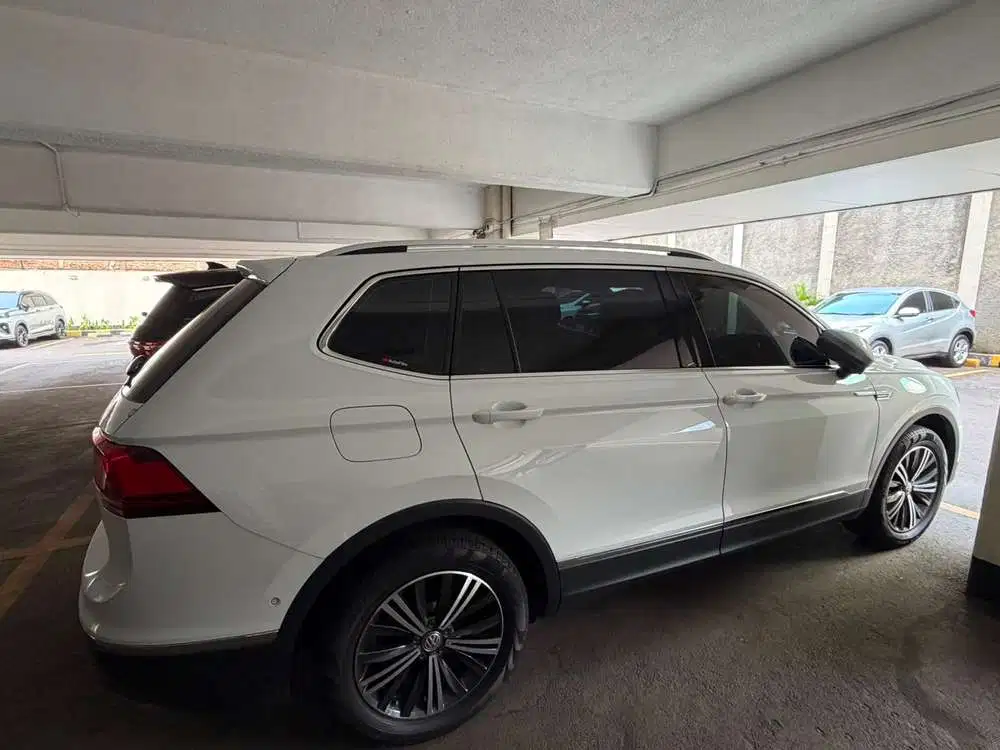 Volkswagen Tiguan Allspace 2021 Bensin