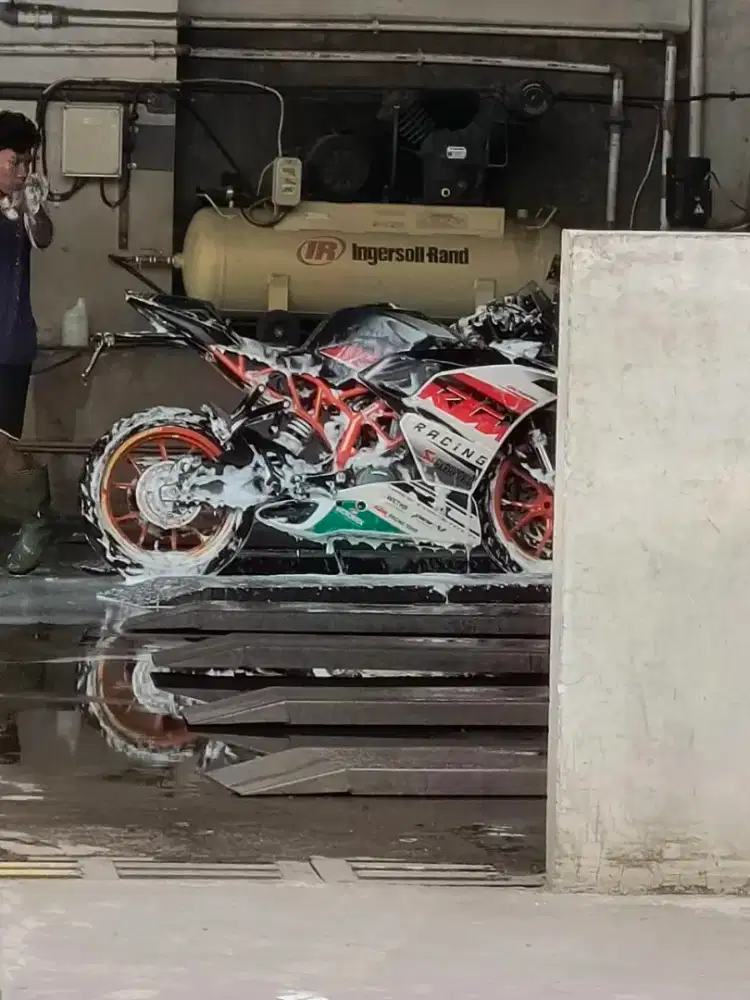 Motor Pajangan KTM RC 250