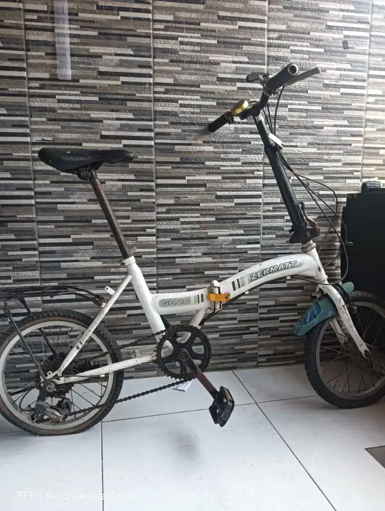 SEPEDA LIPAT GENIO UK 16