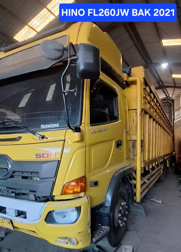 Hino FL260JW bak 2021 euro2