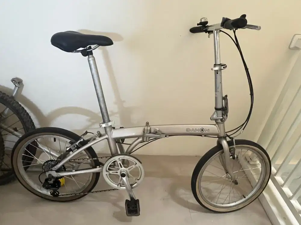 Dahon rare item collection