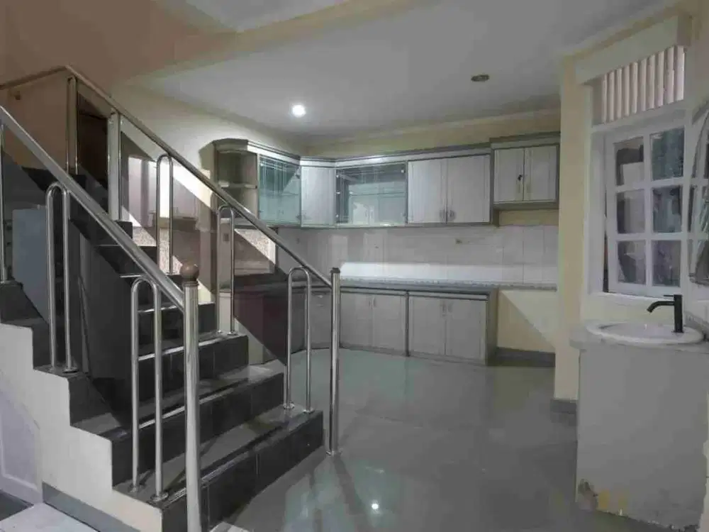 rumah bagus luas 180 dekat ke griya antapani bandung