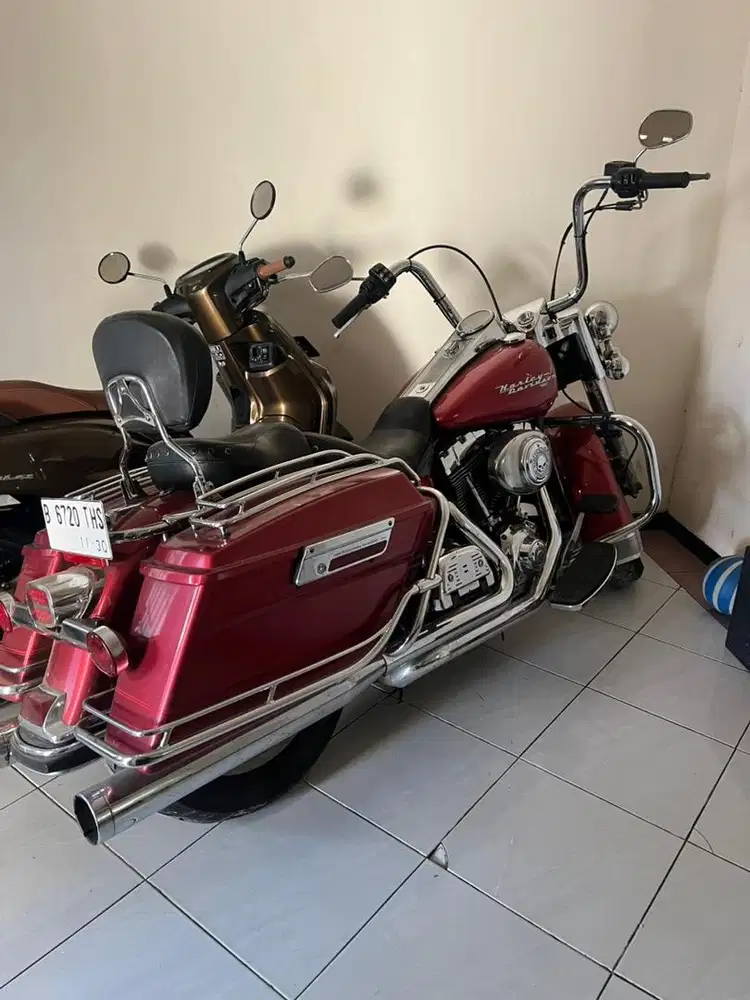 Harley Davidson ROAD KING
