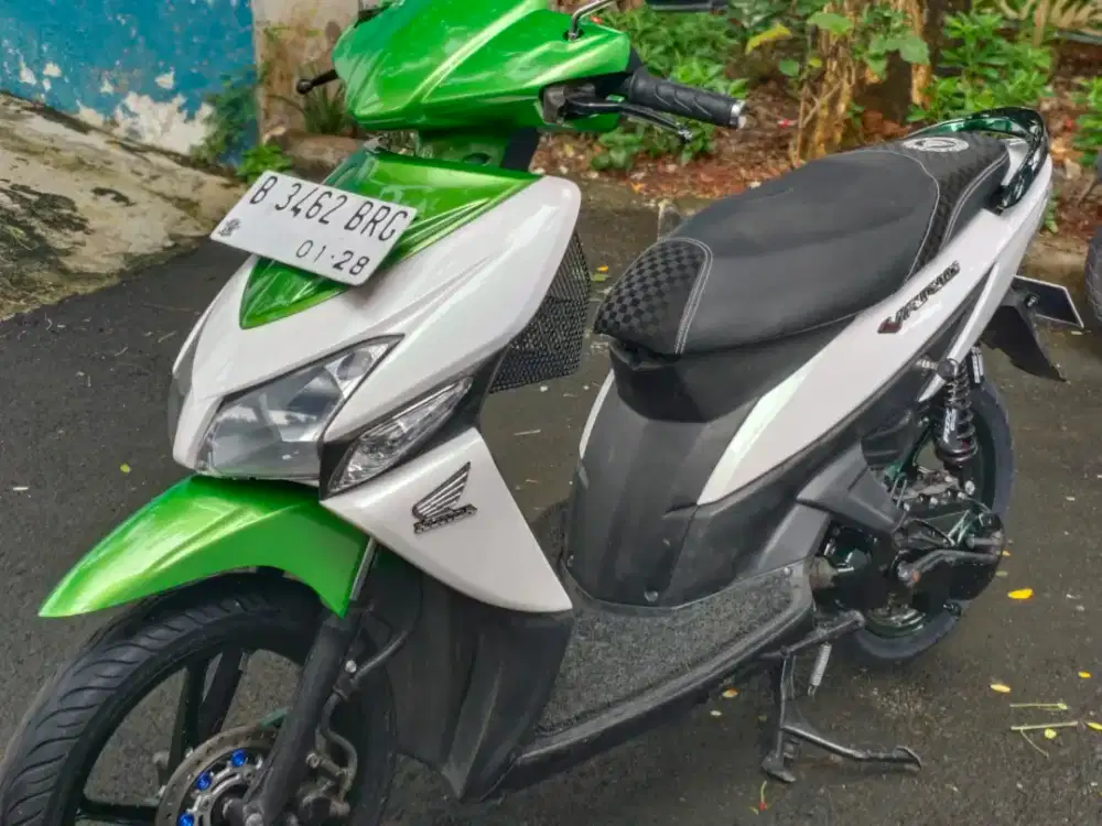 Honda vario karbu 2010