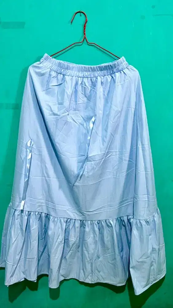 Rok Biru New, cocok buat mantai