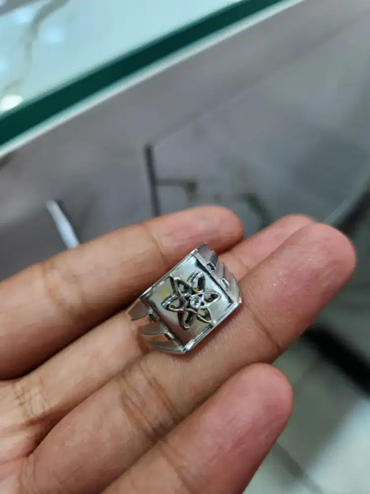 Terima jual emas,bisa COD juga