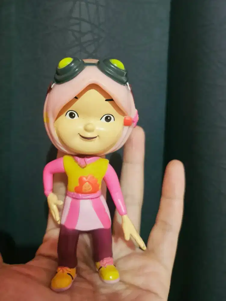Mainan Action Figure Boboiboy Yaya