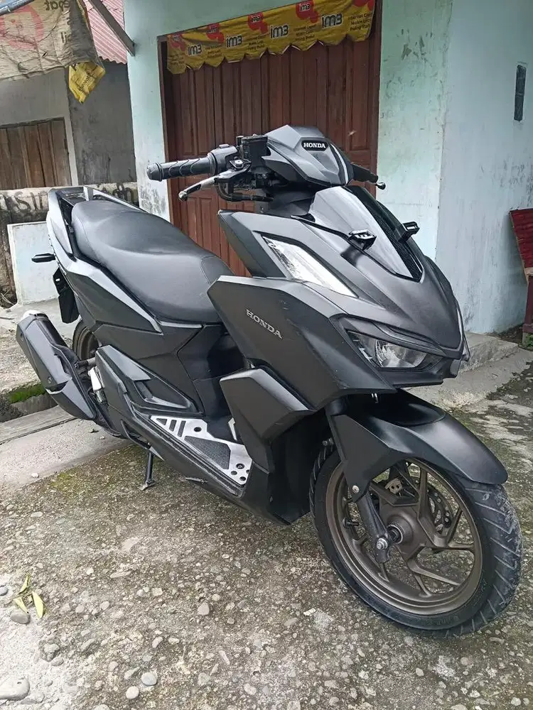 VARIO 160 BLACK