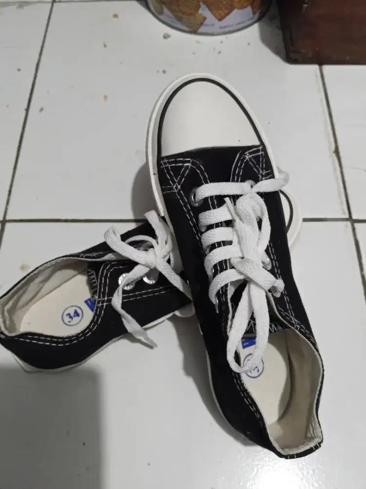 Sepatu warior original