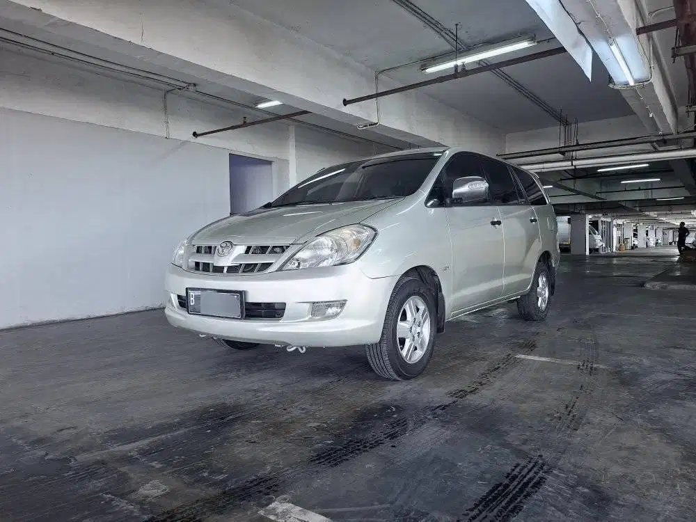 TOYOTA INNOVA G 2.0 MT MANUAL 2006 SILVER ANTIK !!