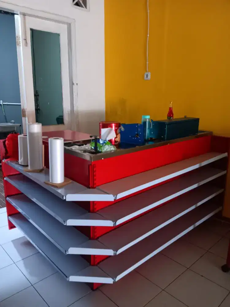 Jual Meja Kasir Baru 4 Bulan