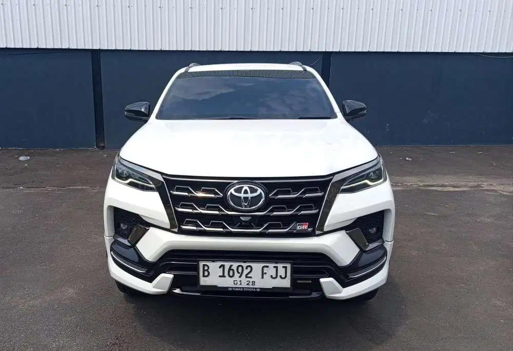 Toyota Fortuner 2.8 VRZ GR 2022 Diesel