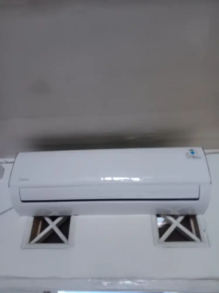 Jual AC 2PK Baru 4 Bulan