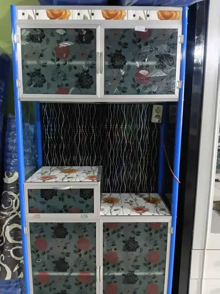 Rak piring kaca