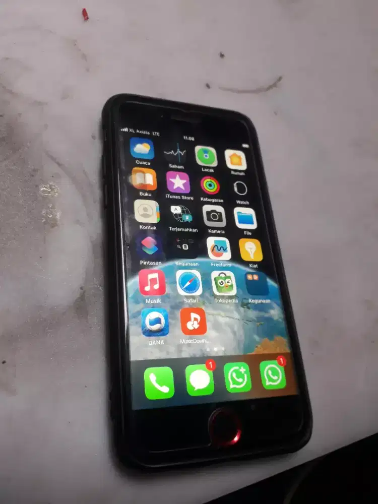 Iphone 8  64 gb bh 100%