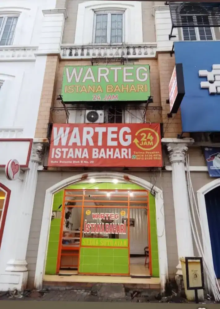 Karyawan warteg (cewek)