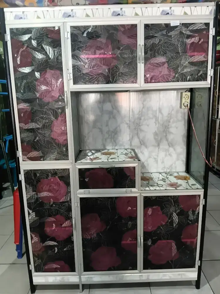 Rak piring kaca