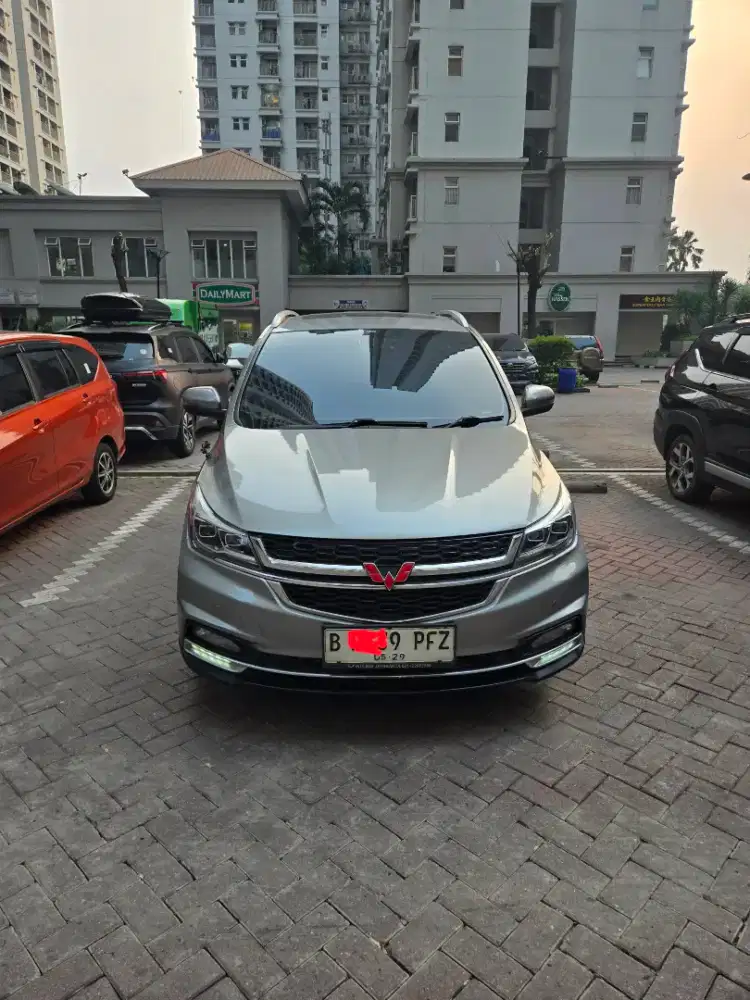 Wuling cortez turbo captain seat