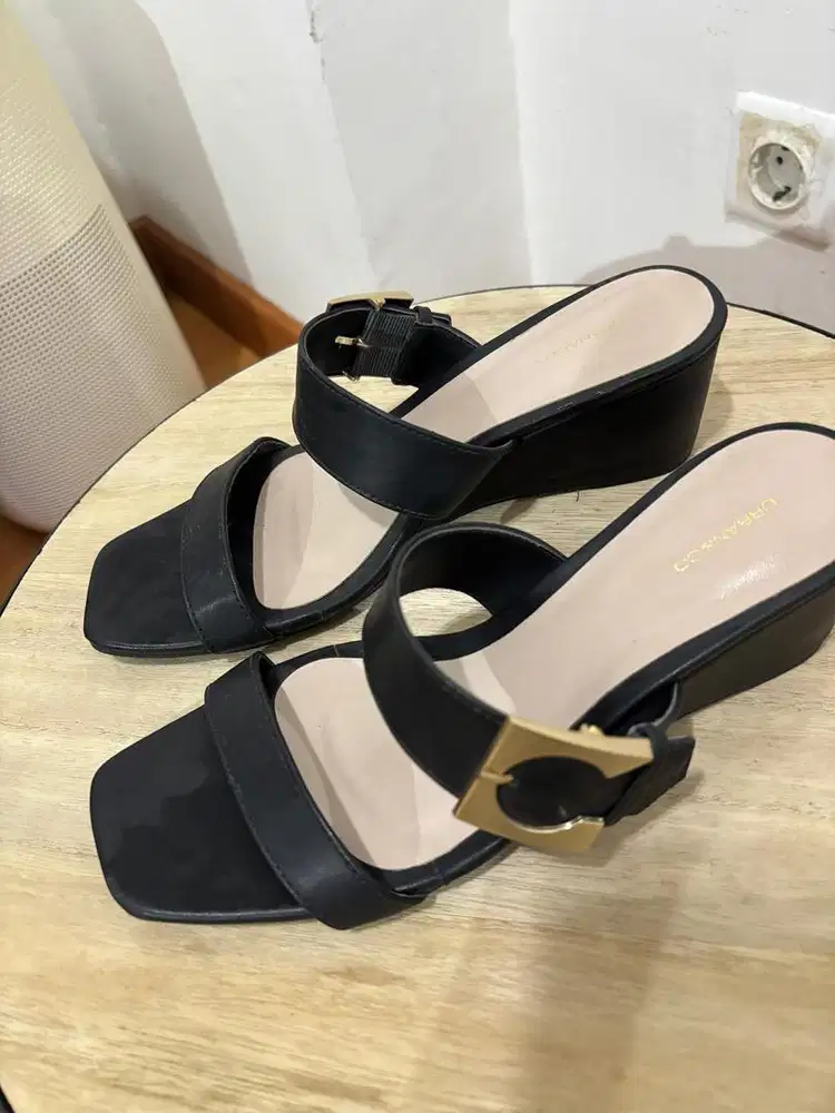 Sandal Wedges Urban & Co Black Gold Buckle