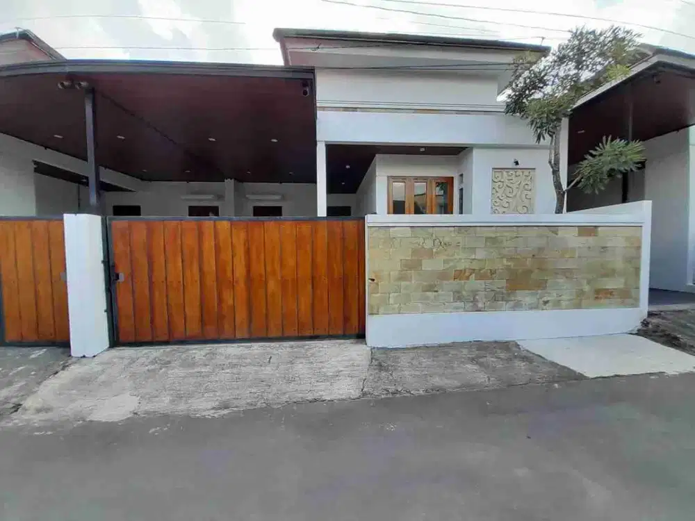 Rumah baru akses istimewa di jl. kaliurang km 12 Ngaglik