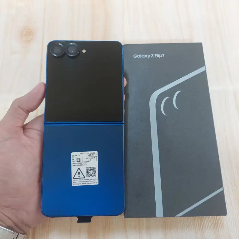 Samsung Z Flip 7 512 Gb Second Resmi Mulus