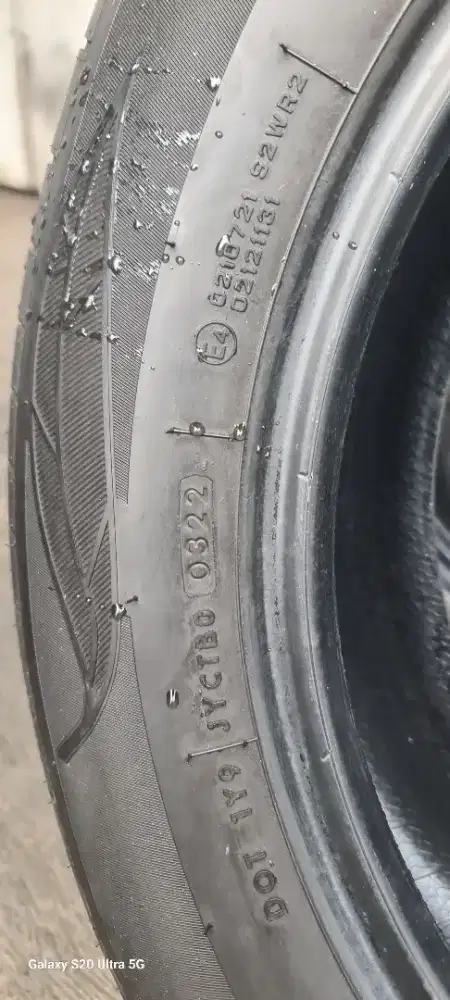 Ban champiro ecotec uk 215 60 17