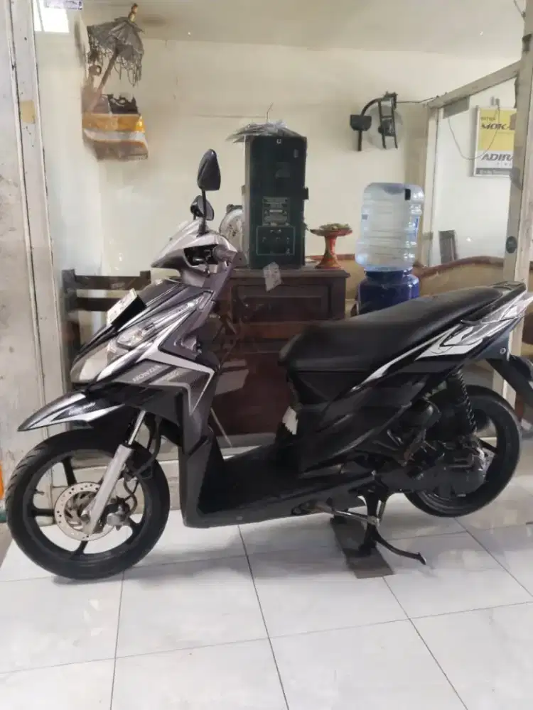 Honda Vario techno thn 2010 cash Bali dharma motor