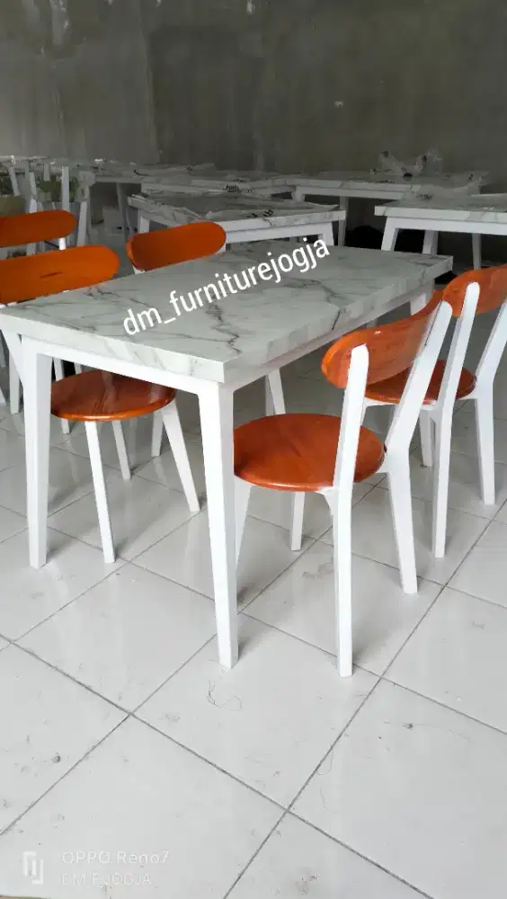 meja kursi minimalis