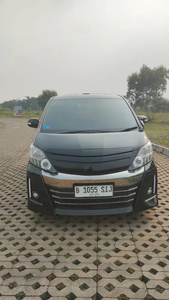 Toyota Alphard GS Premium Audioless 2.4 AT 2014 Termurah