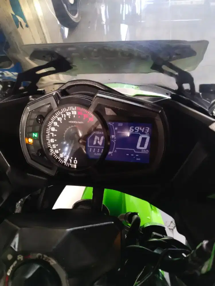 Ninja fi 250 ABS kyles thn. 2023 cash. Bali dharma motor