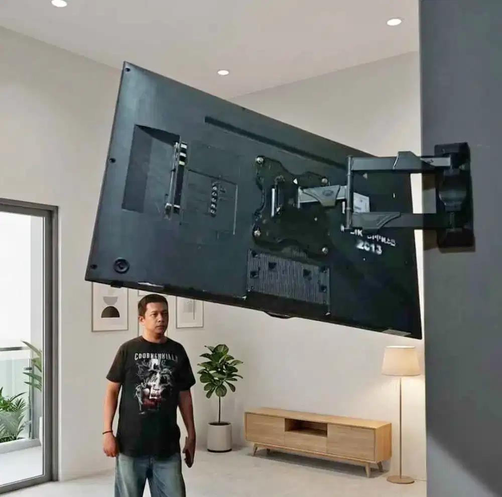 BRACKET TV/BRIKET TV/BREKET TV/BREKET TV