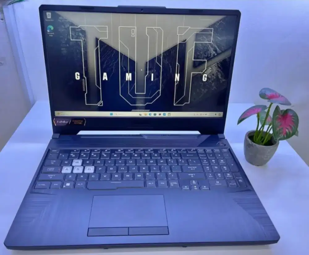 ASUS Tuf F15
Core i5 11400H/16GB/512GB/RTX3050 4GB/15,6 FHD 144Hz RGb