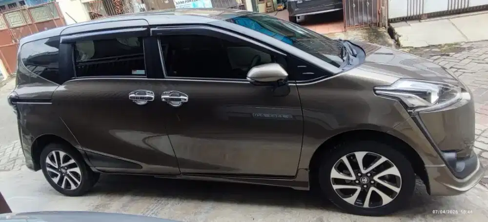 *Istimewa* Toyota Sienta Matic Q 2017