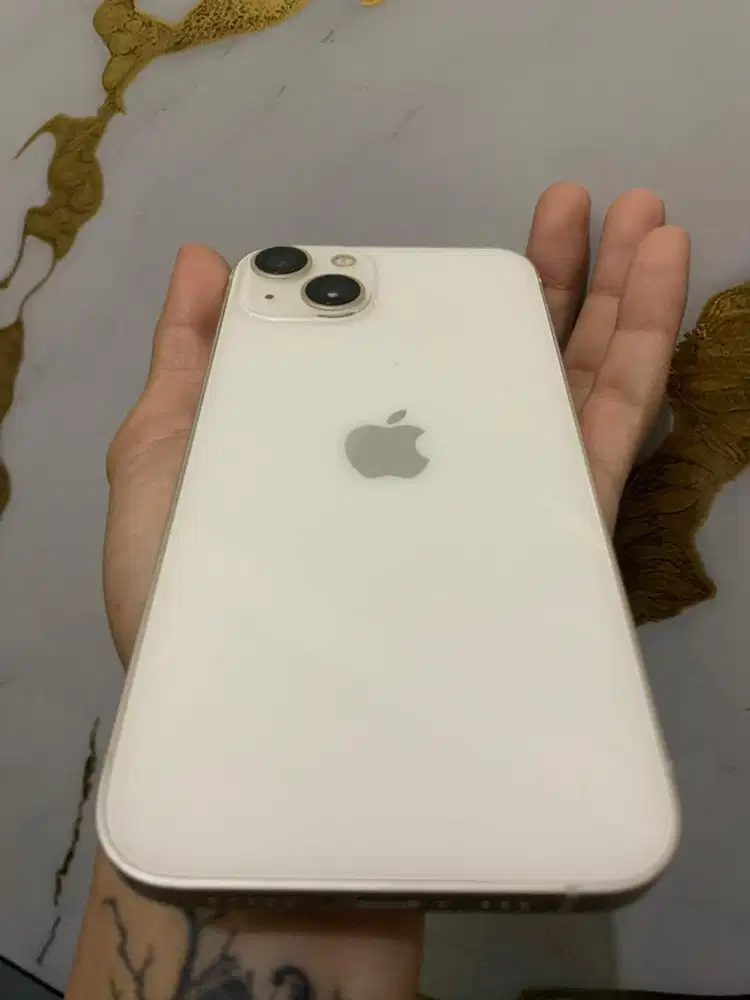 Iphone 13 White 128gb Blibli Mulus BH 86% Ori Fullset tinggal pake