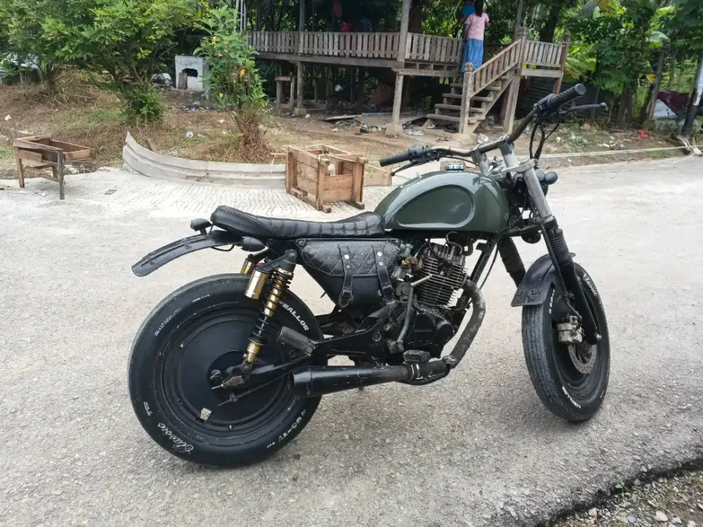MOTO CUSTOM MEGA PRO