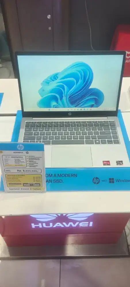 HP 14 EM0320AU Ryzen 3 7320U