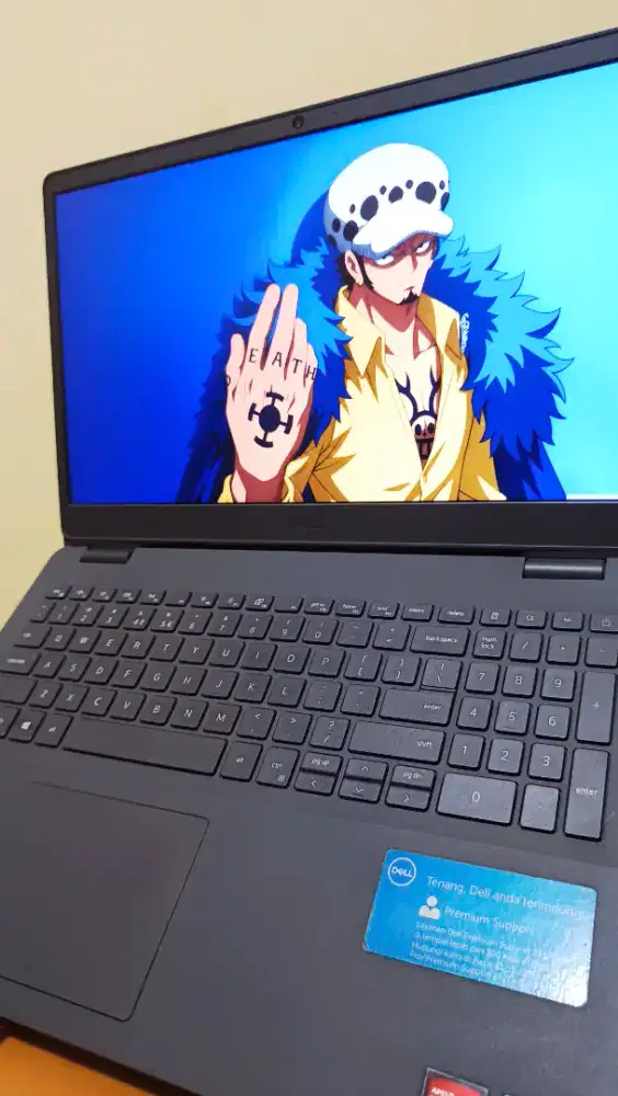 Laptop Dell Inspiron layar 15 mulus like new