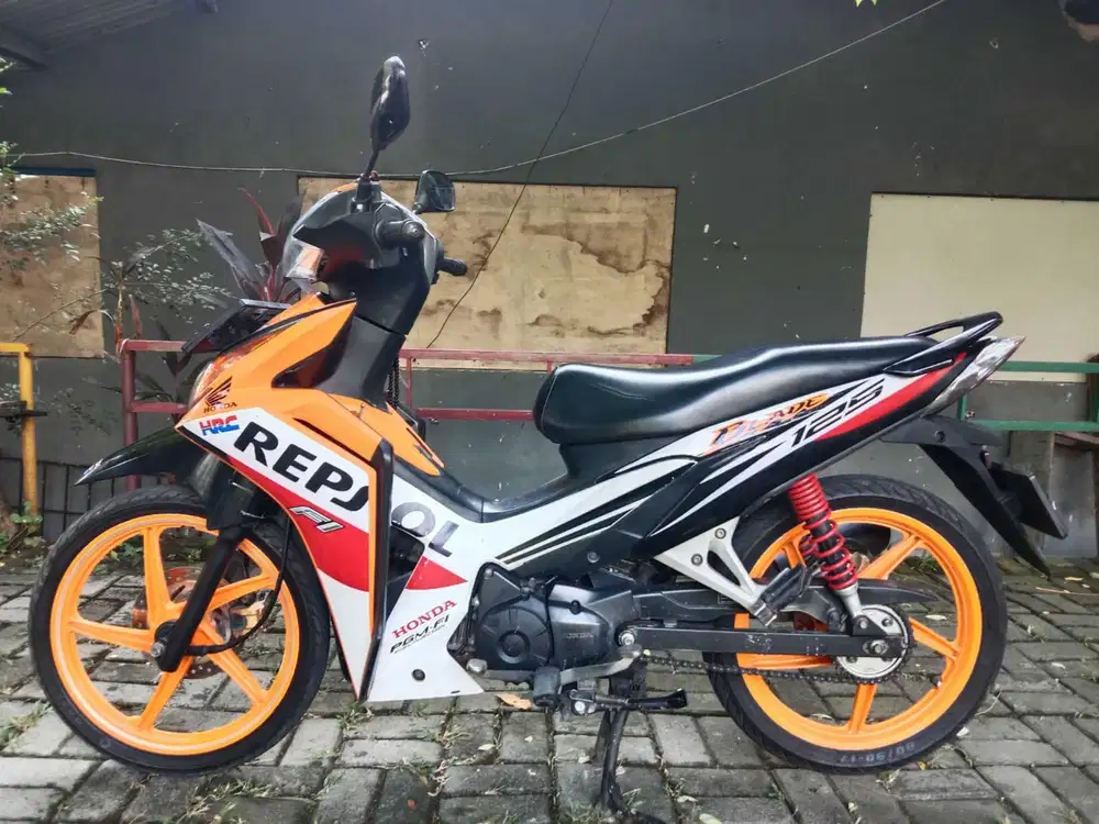 Honda Blade 125 fi th 2015 pajak hidup