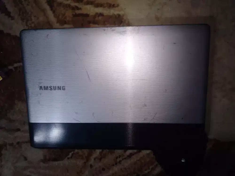 laptop Samsung np300e4z