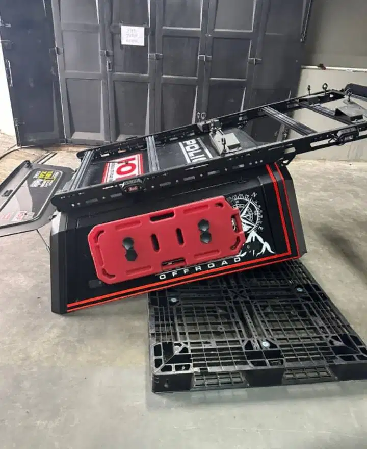 Kap mobil Hylux