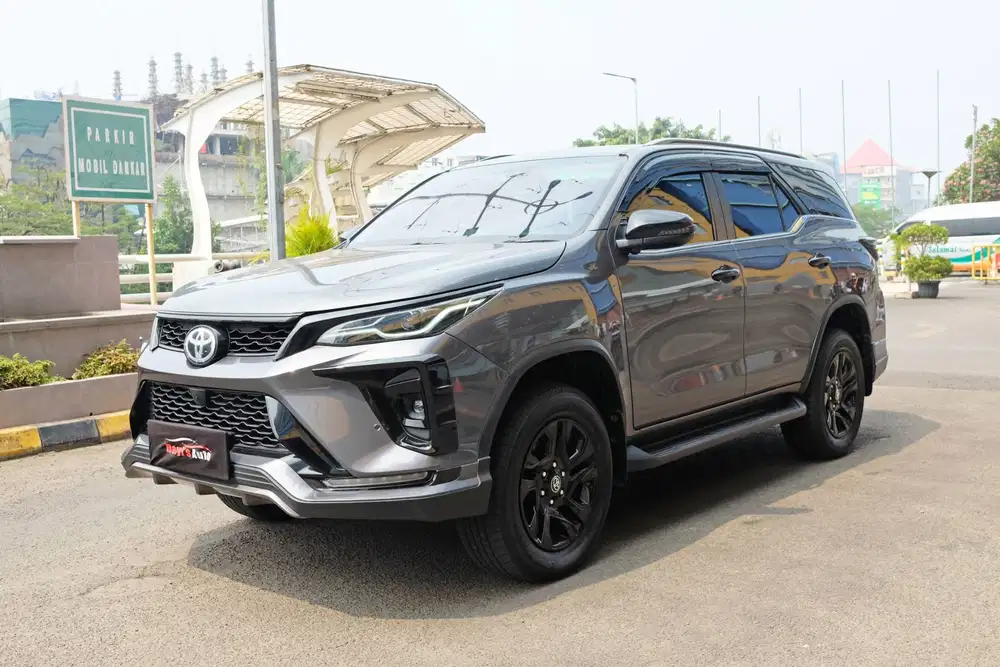 2024 Toyota Fortuner VRZ Legender 4x2 TSS 2.8 TDP 10 JT
