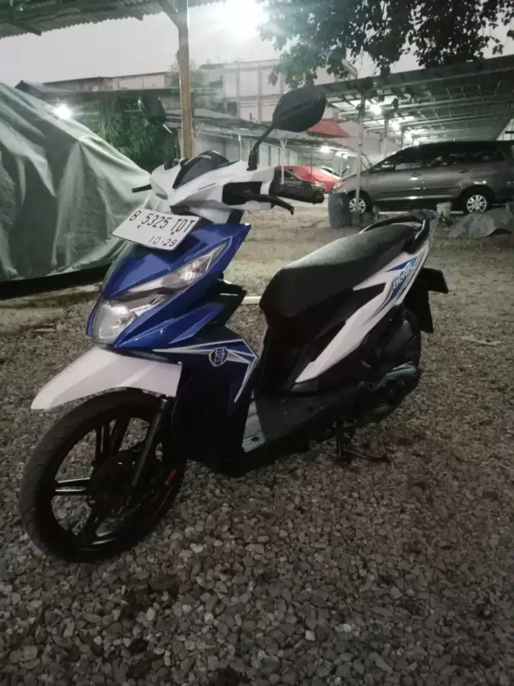 Di jual cepat aja Honda beat ECO 2019 siap pakai Plat DKIkusus pemakai