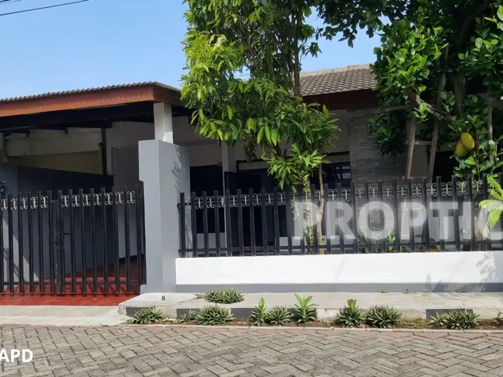 Rumah 1.5 Lantai Kutisari Surabaya - RM219APD