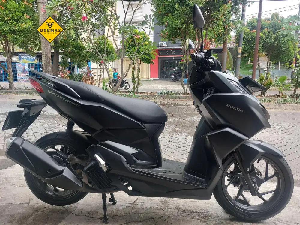 (DP 700 Rb)‼️ Vario 160 CBS Hitam 2023 Cash, Kredit & Tukar Tambah