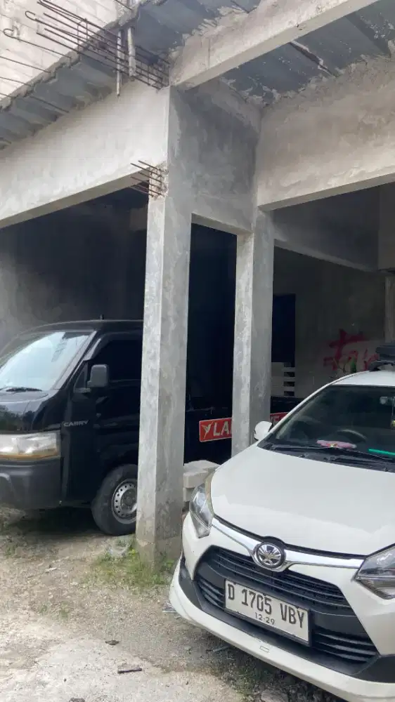 Jasa antar jemput
