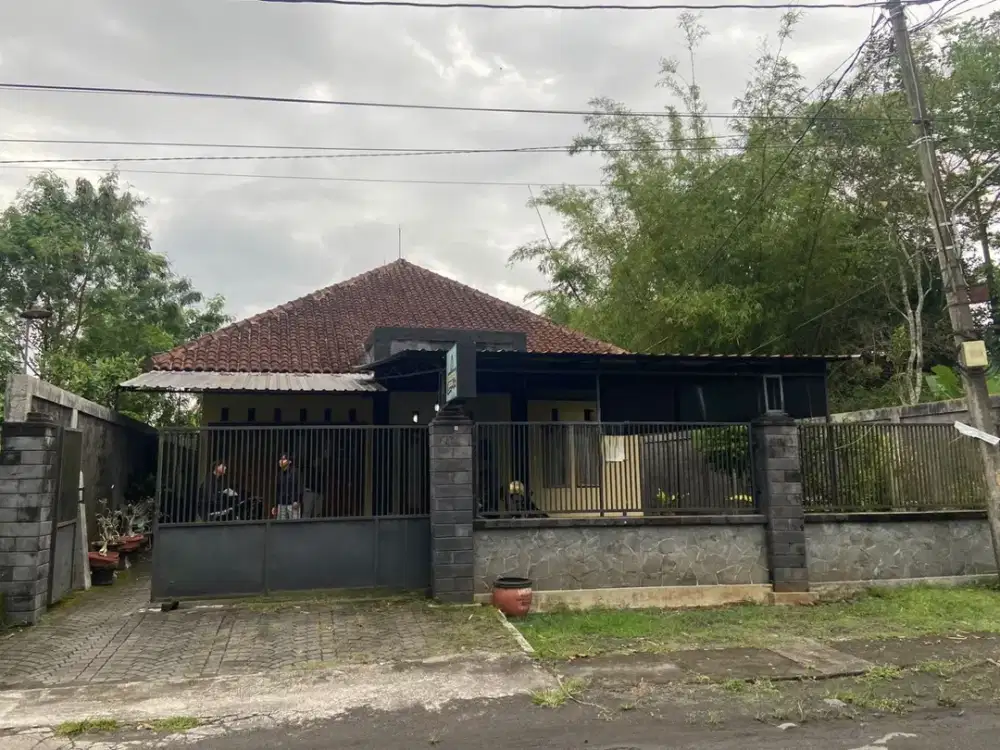 jual rumah kos cocok untuk pensiun di jl palagan km 14 tanah luas