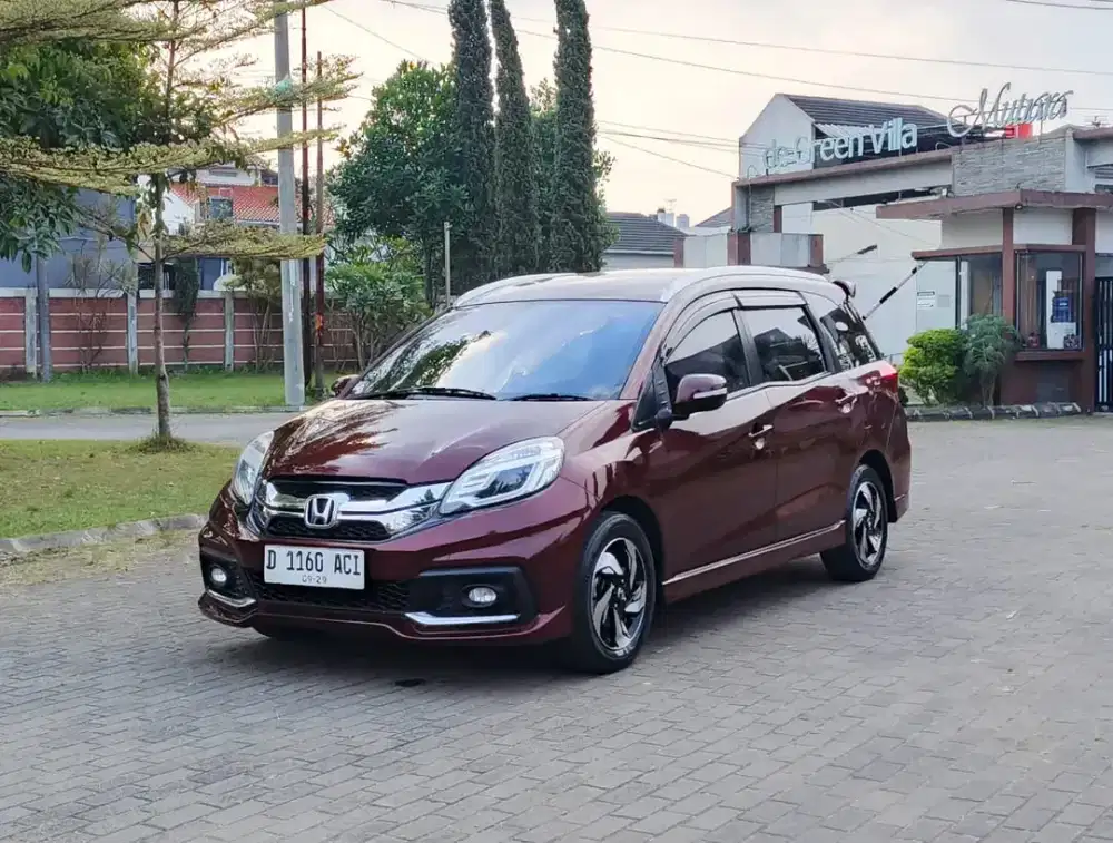 Mobilio RS CVT 1.5 AT 2014 Burgundy