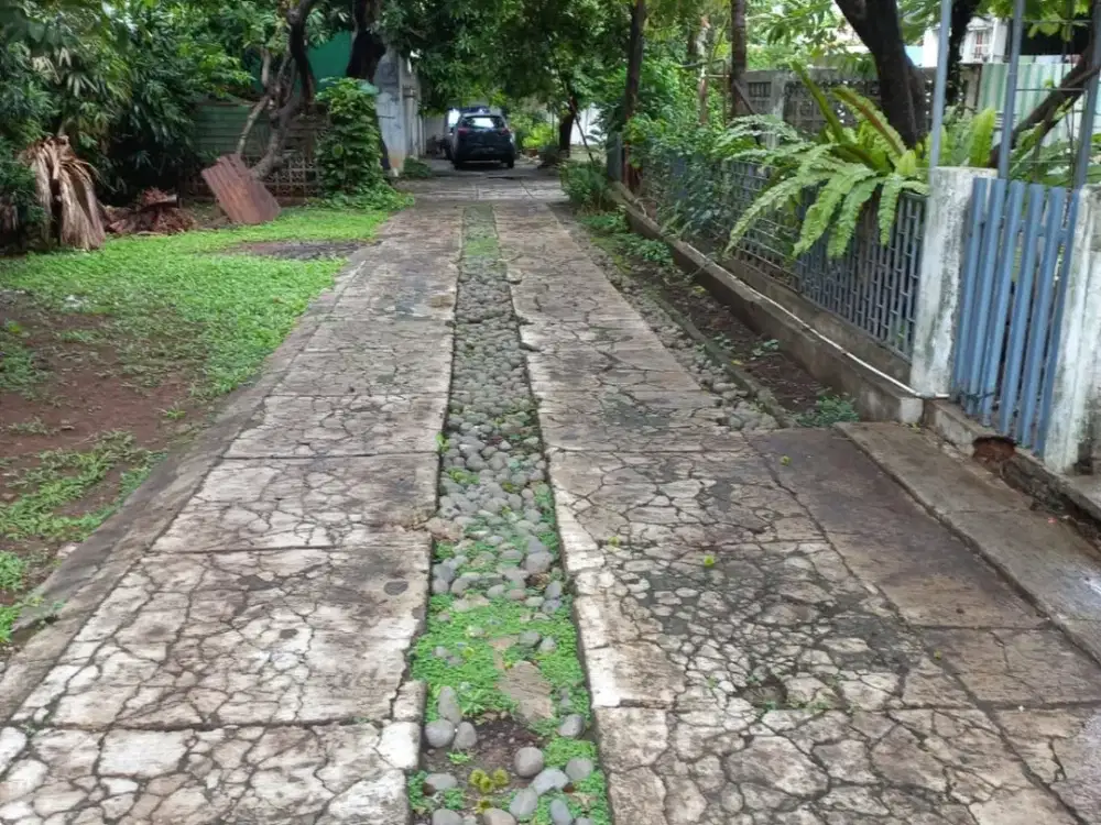 Di Jual Tanah Luas Siap Bangun Lokasi Strategis di Matraman, Jakarta Timur